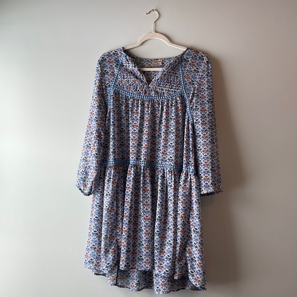 Long sleeve printed dress in great condition